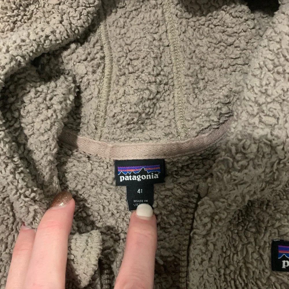 Patagonia Kids Tan Fleece Jacket - Picture 3 of 4